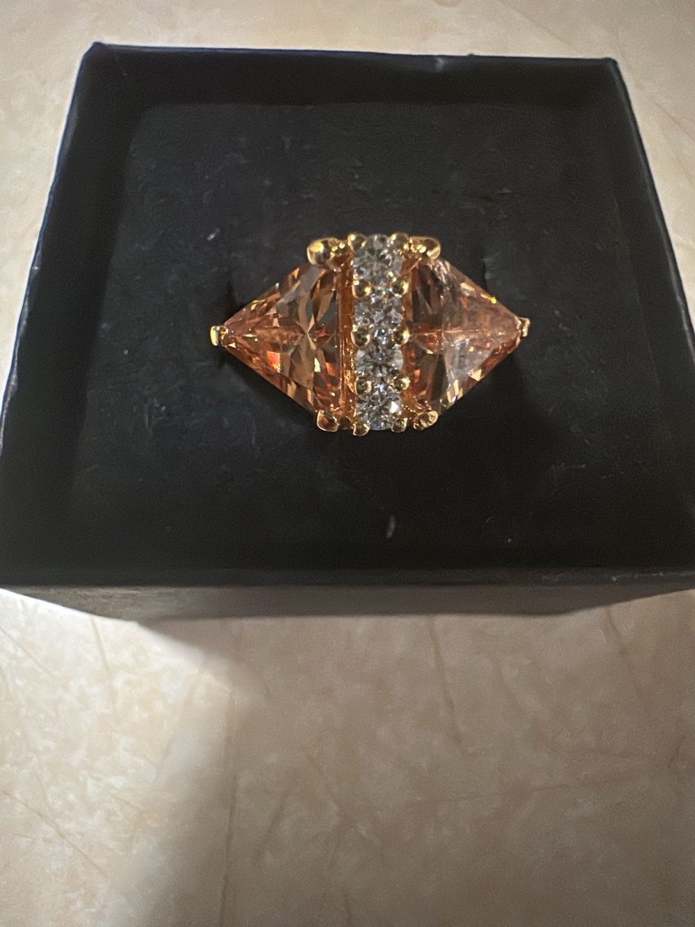 Gold-Tone cintrine  Crystal Statement Ring - Women Jewelry
